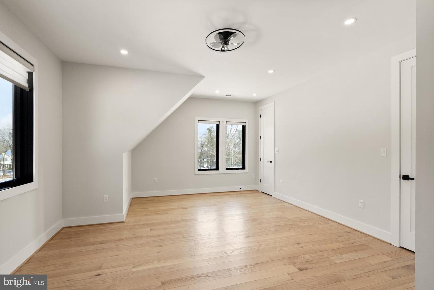 5524 Summit St Property Photo 59