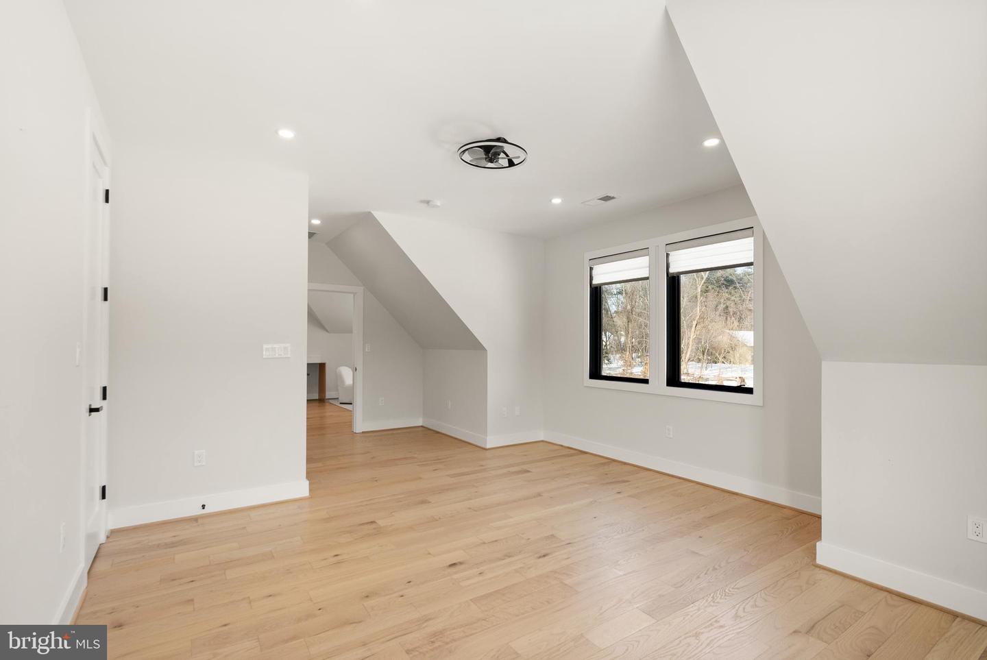 5524 Summit St Property Photo 60