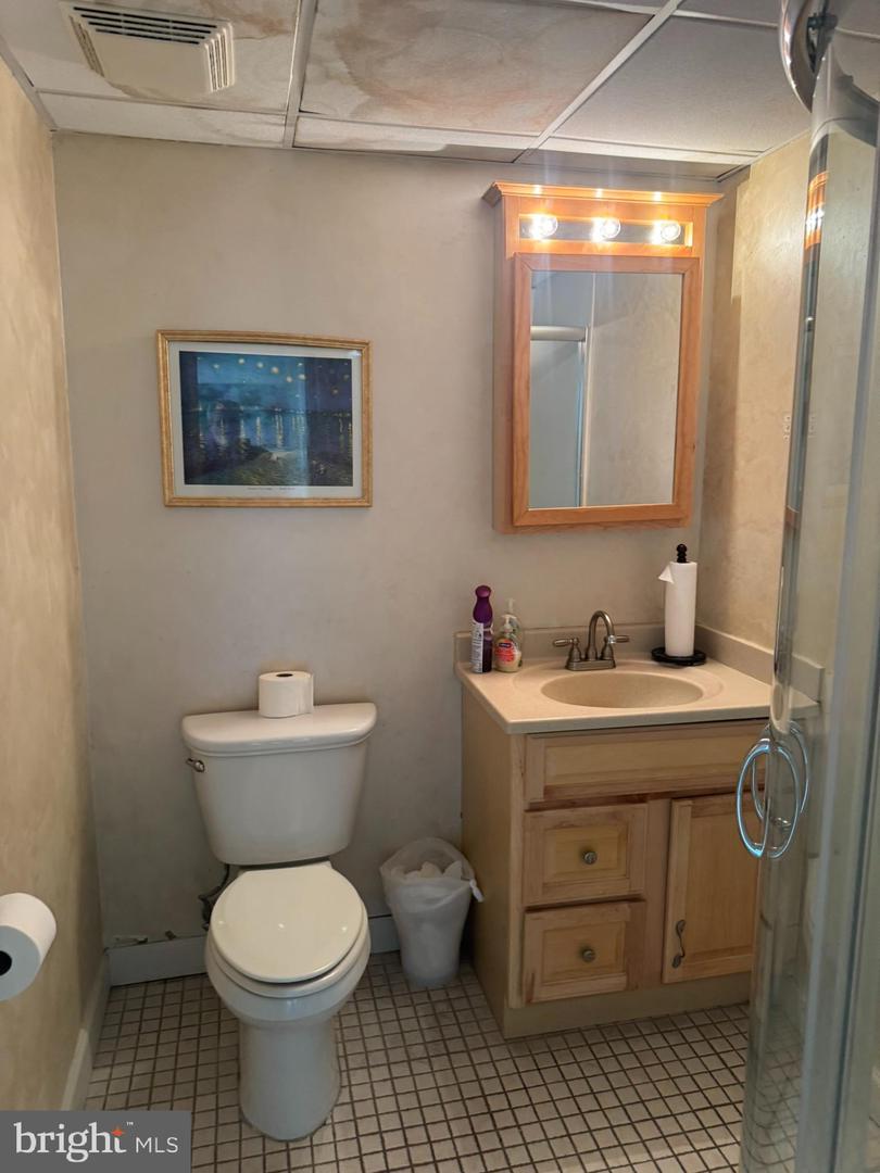 11250-#2 Roger Bacon Dr #2 Property Photo 9