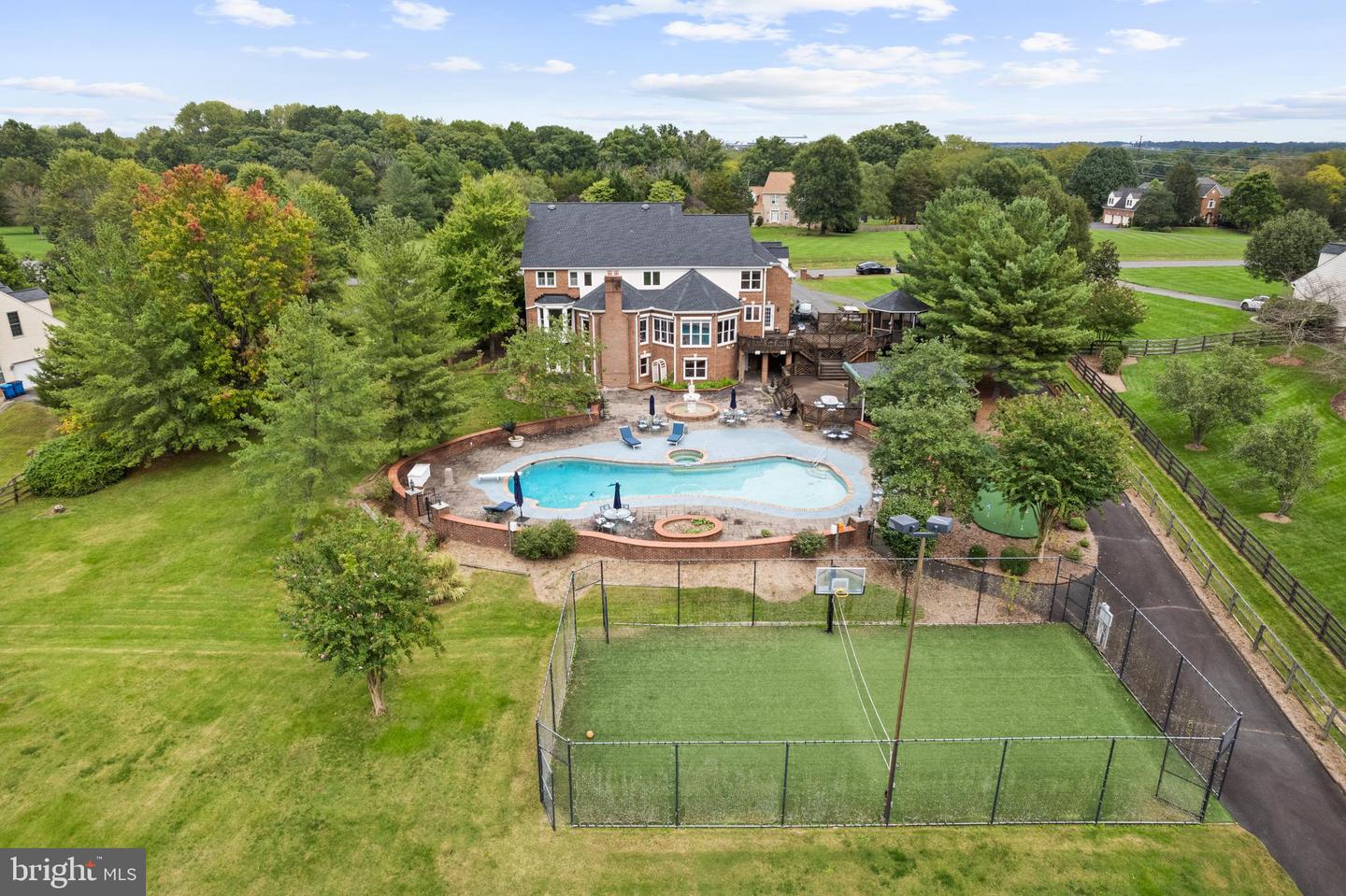 5340 Chandley Farm Cir Property Photo 1