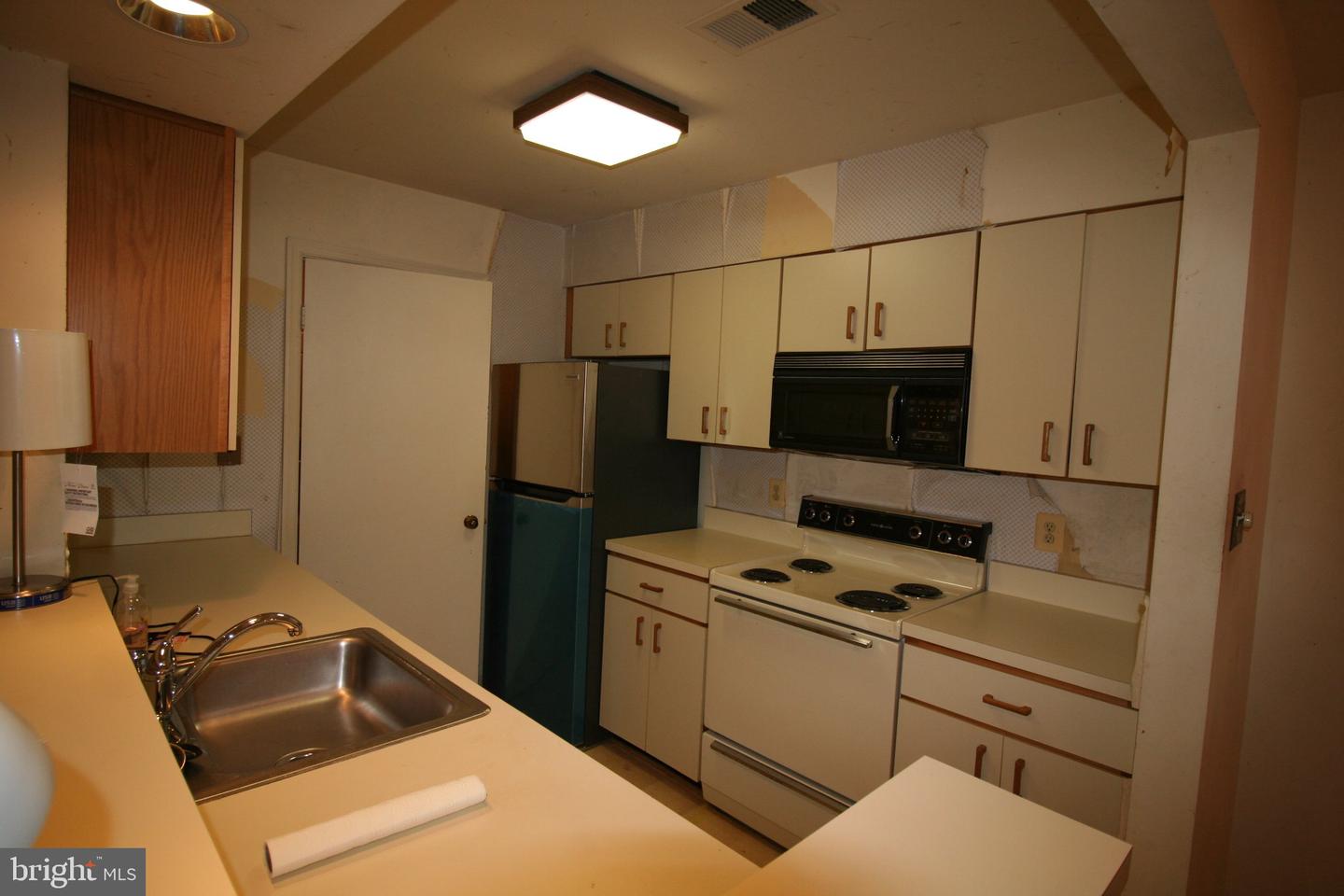 7718 Lafayette Forest Dr #24 Property Photo 8