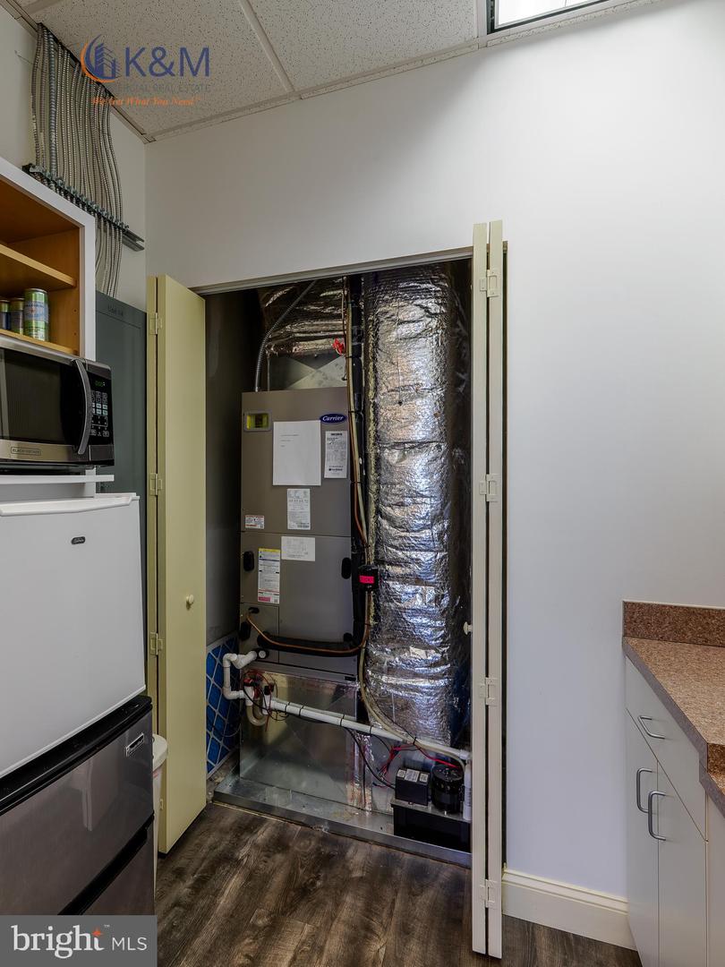 459 Herndon Pkwy #14 Property Photo 10