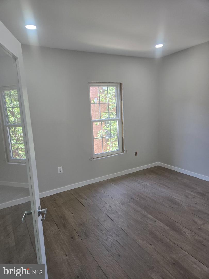 10511 Braddock Rd #1b Property Photo 6