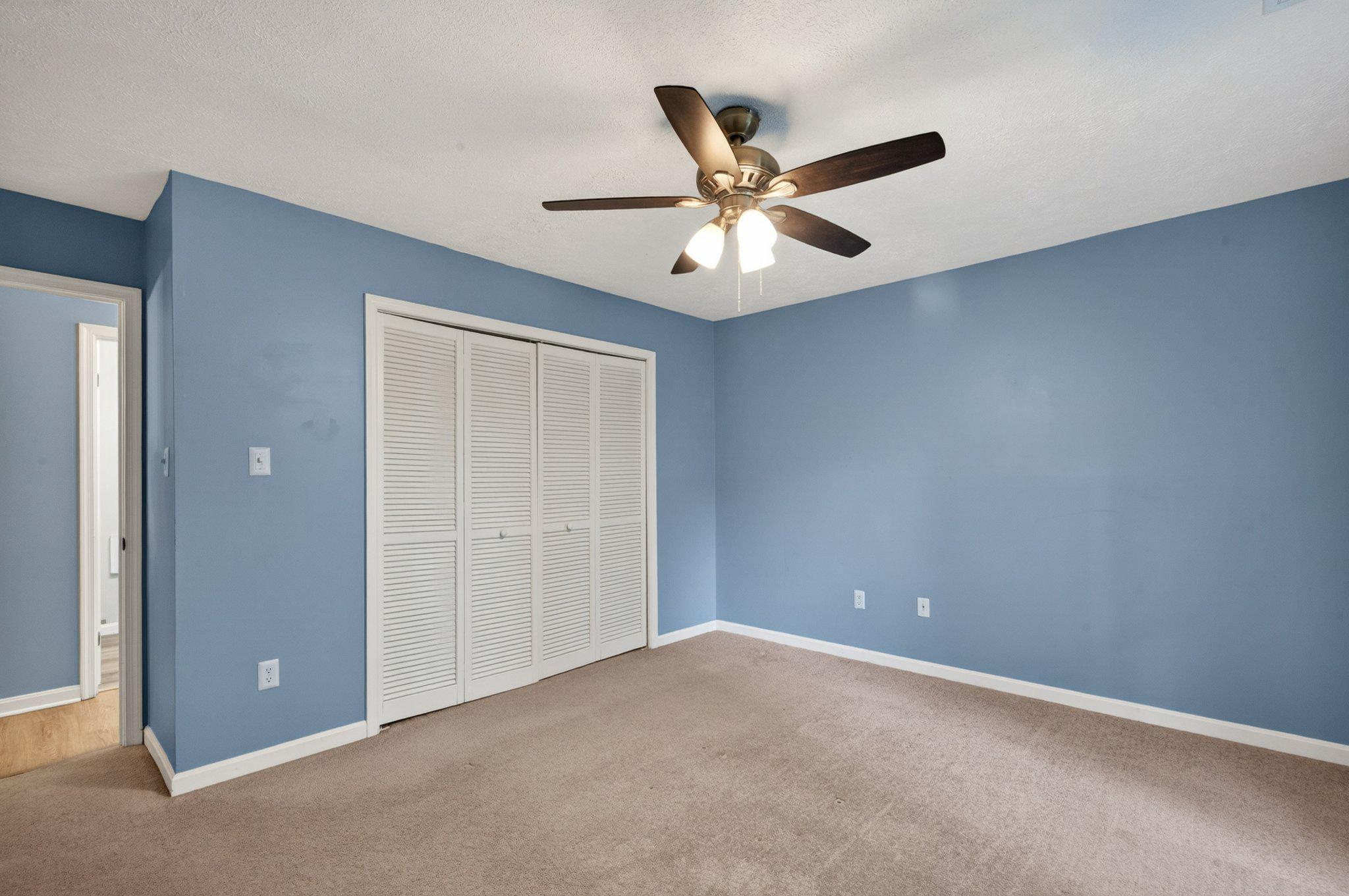 10146 Oakton Terrace Rd #10146 Property Photo 17
