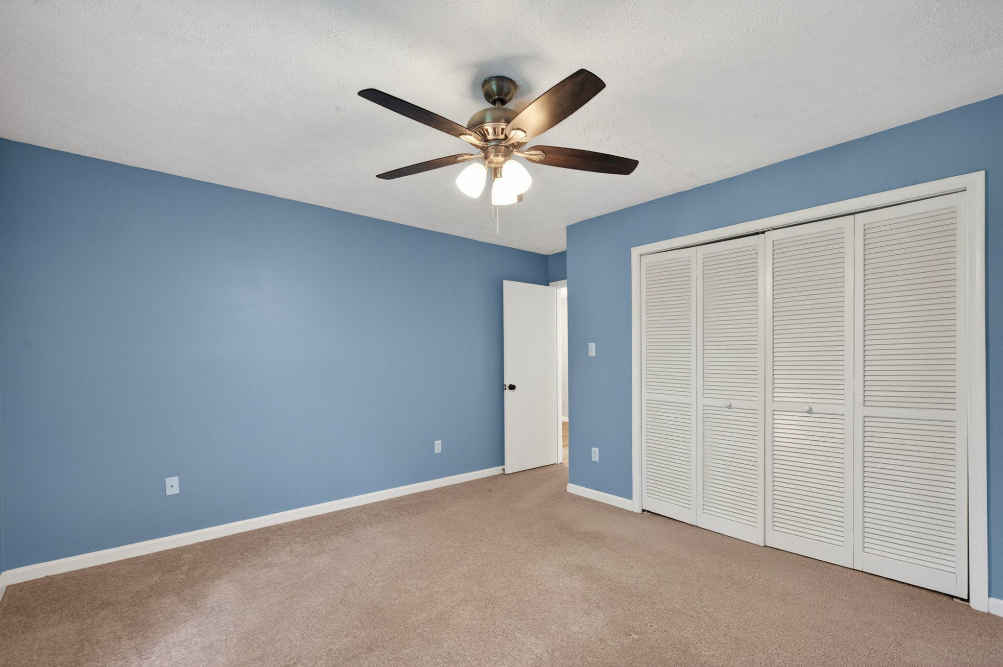 10146 Oakton Terrace Rd #10146 Property Photo 18