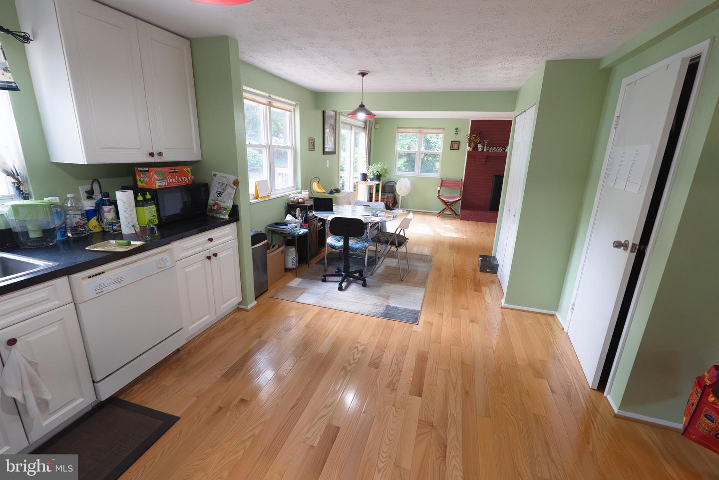 1150 Kettle Pond Ln Property Photo 6