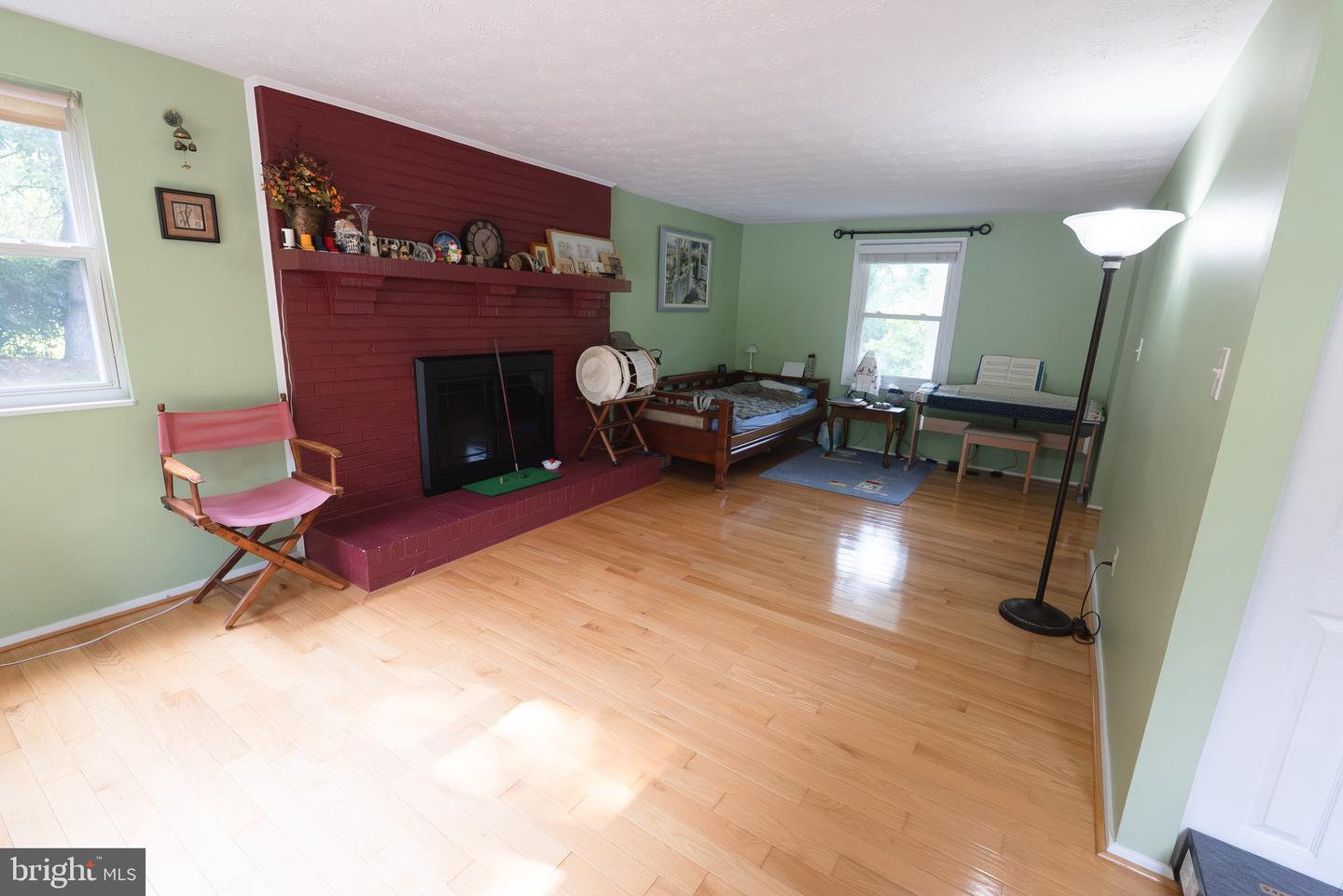 1150 Kettle Pond Ln Property Photo 7