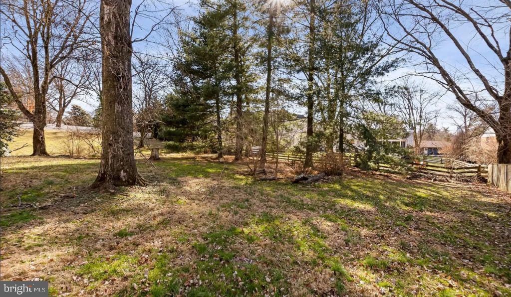 7923 Lewinsville Property Photo 1