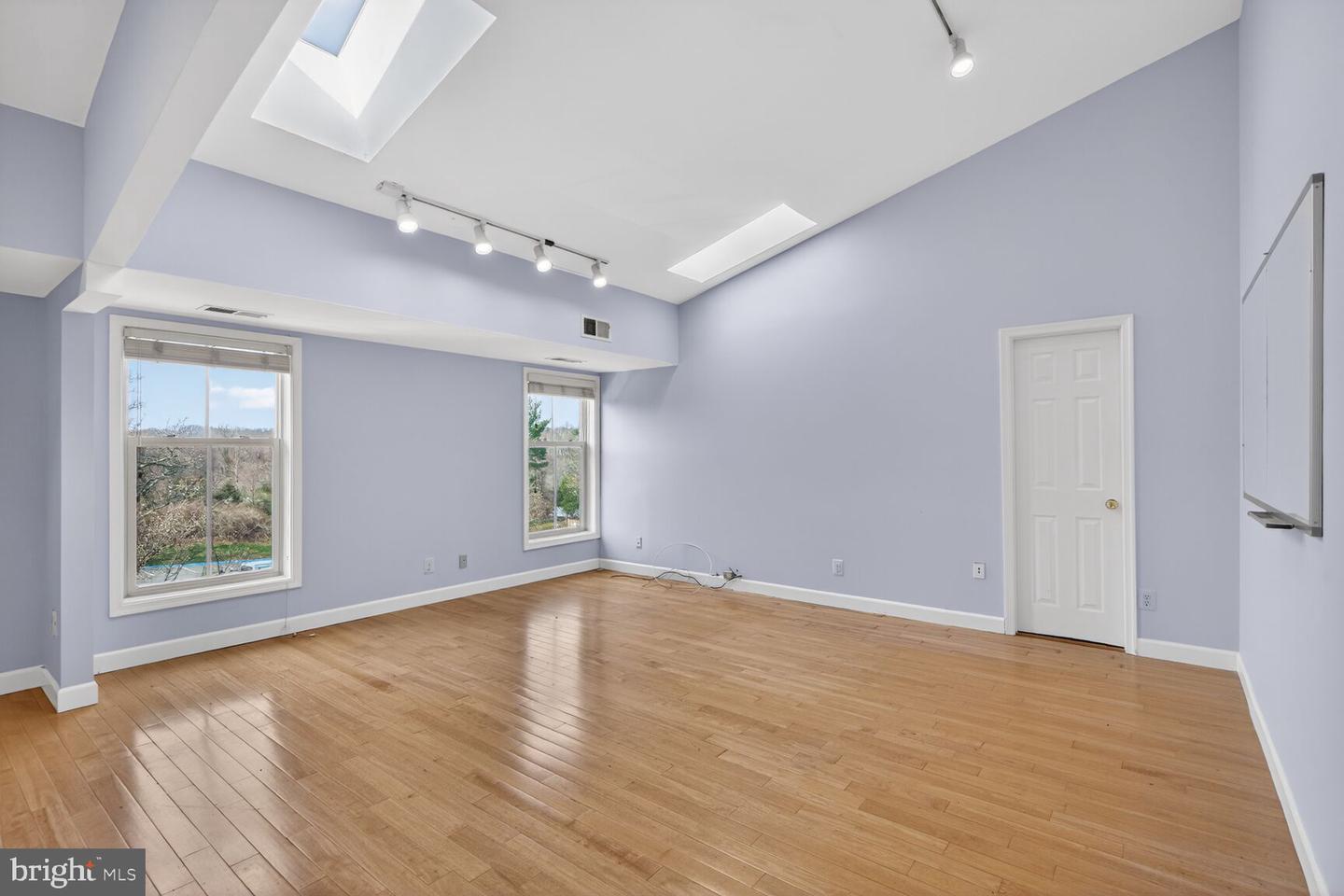 1146 Walker Rd #g&h Property Photo 26