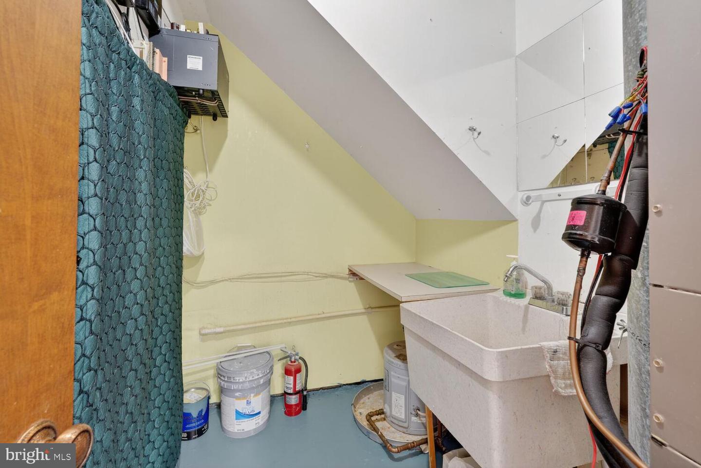 1311 Vincent Pl #19 Property Photo 14