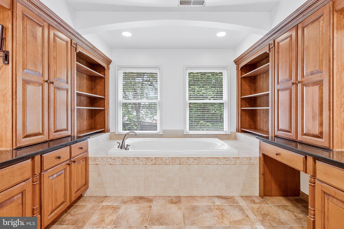 6312 Maryview St Property Photo 49