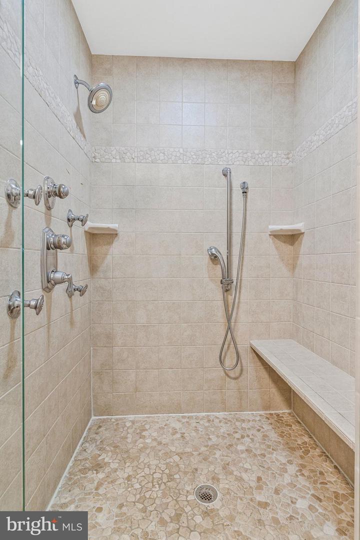 6312 Maryview St Property Photo 54