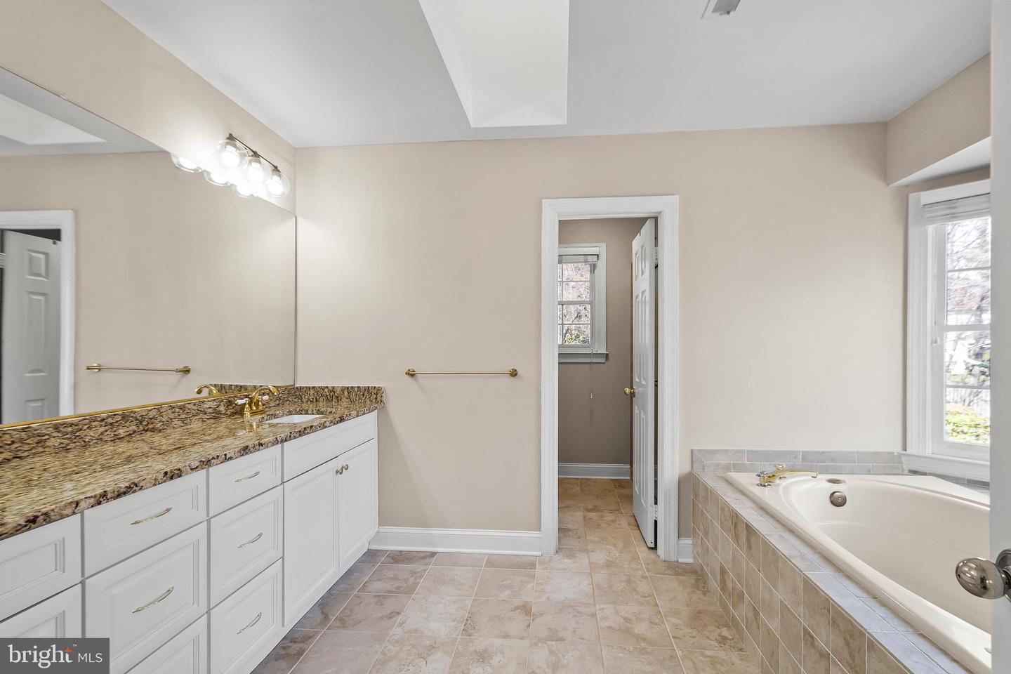 12187 Brecknock St Property Photo 36