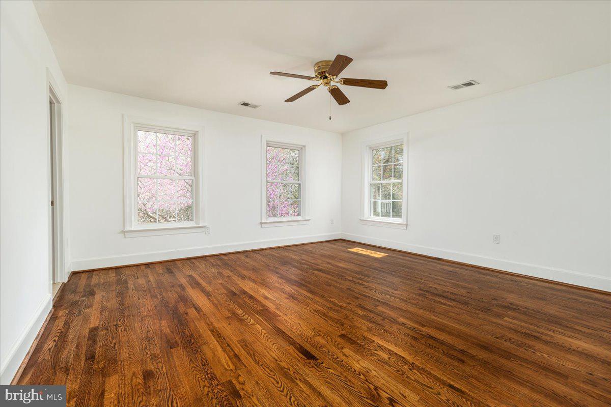 532 Walker Rd Property Photo 53