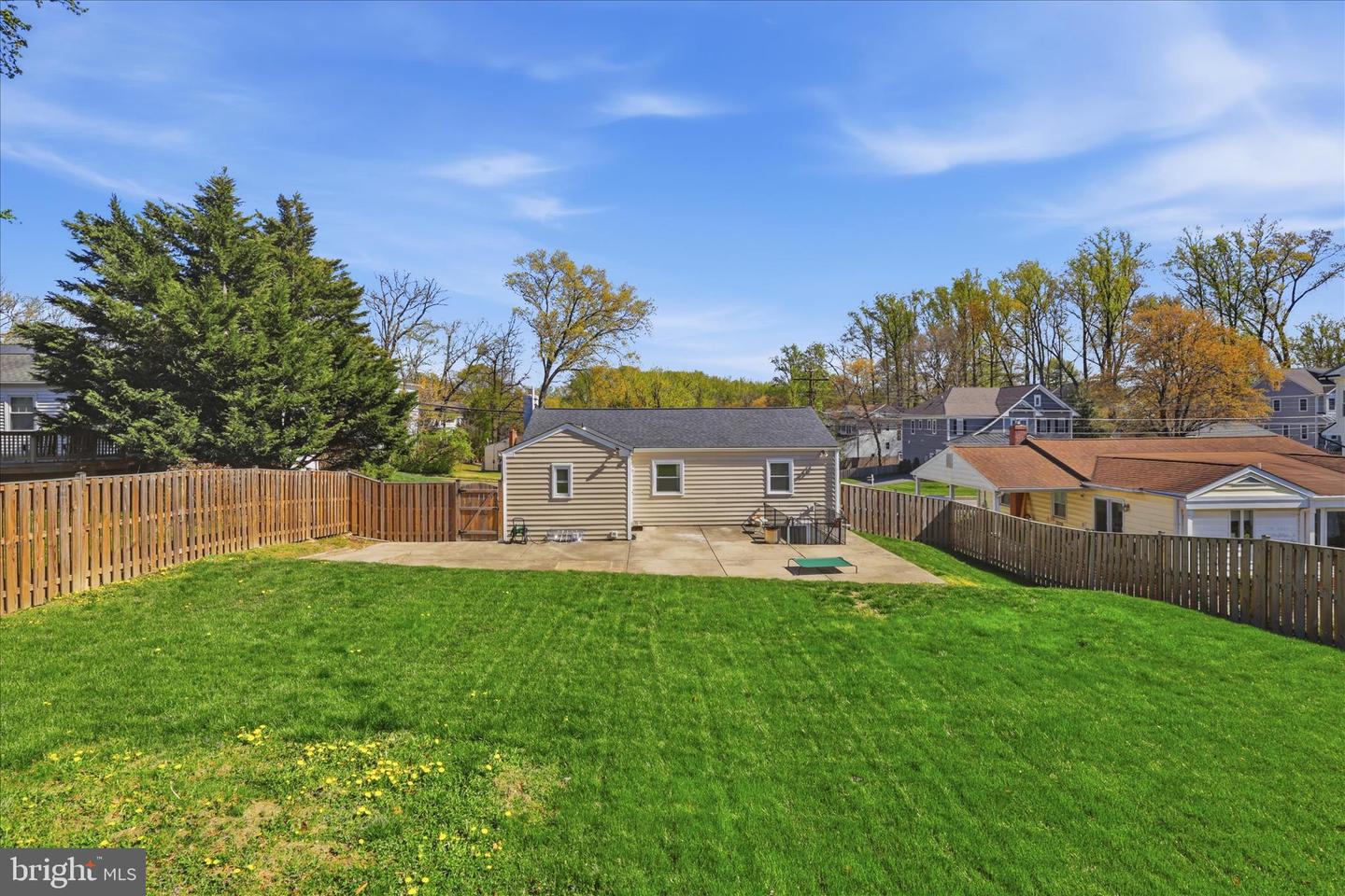 100 Tapawingo Rd Se Property Photo 1