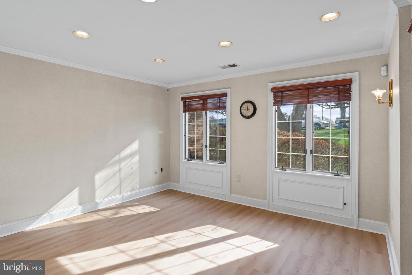 11739 Bowman Green Dr #suite 100 Property Photo 14