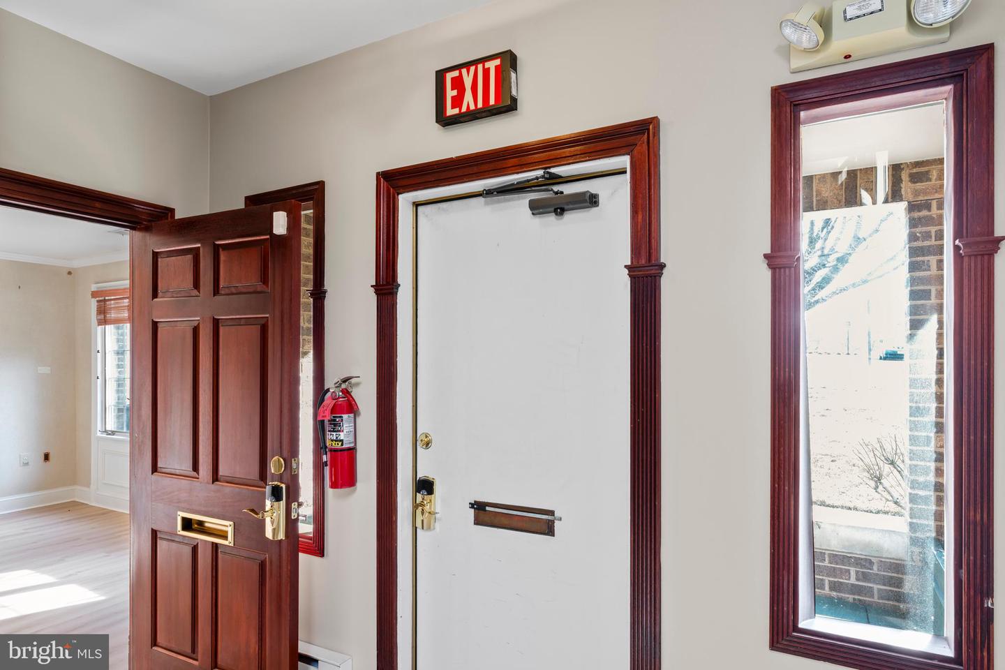 11739 Bowman Green Dr #suite 100 Property Photo 31