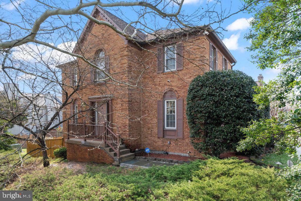 2851 Yarn Ct Property Photo 1