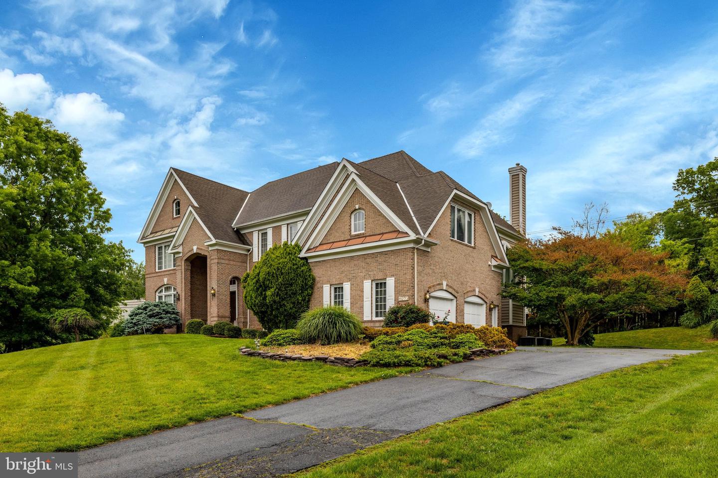 11270 Stones Throw Dr Property Photo 1