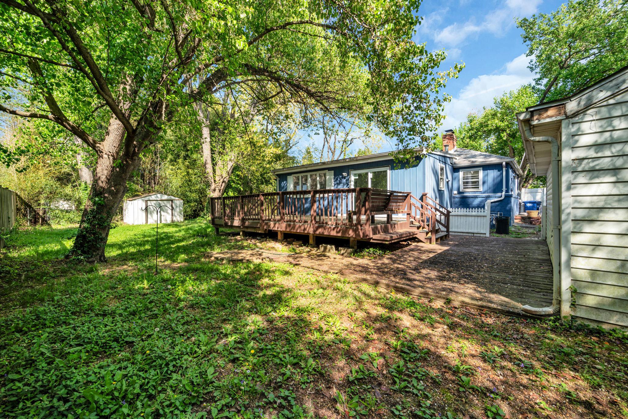 8106 Fort Hunt Rd Property Photo 8