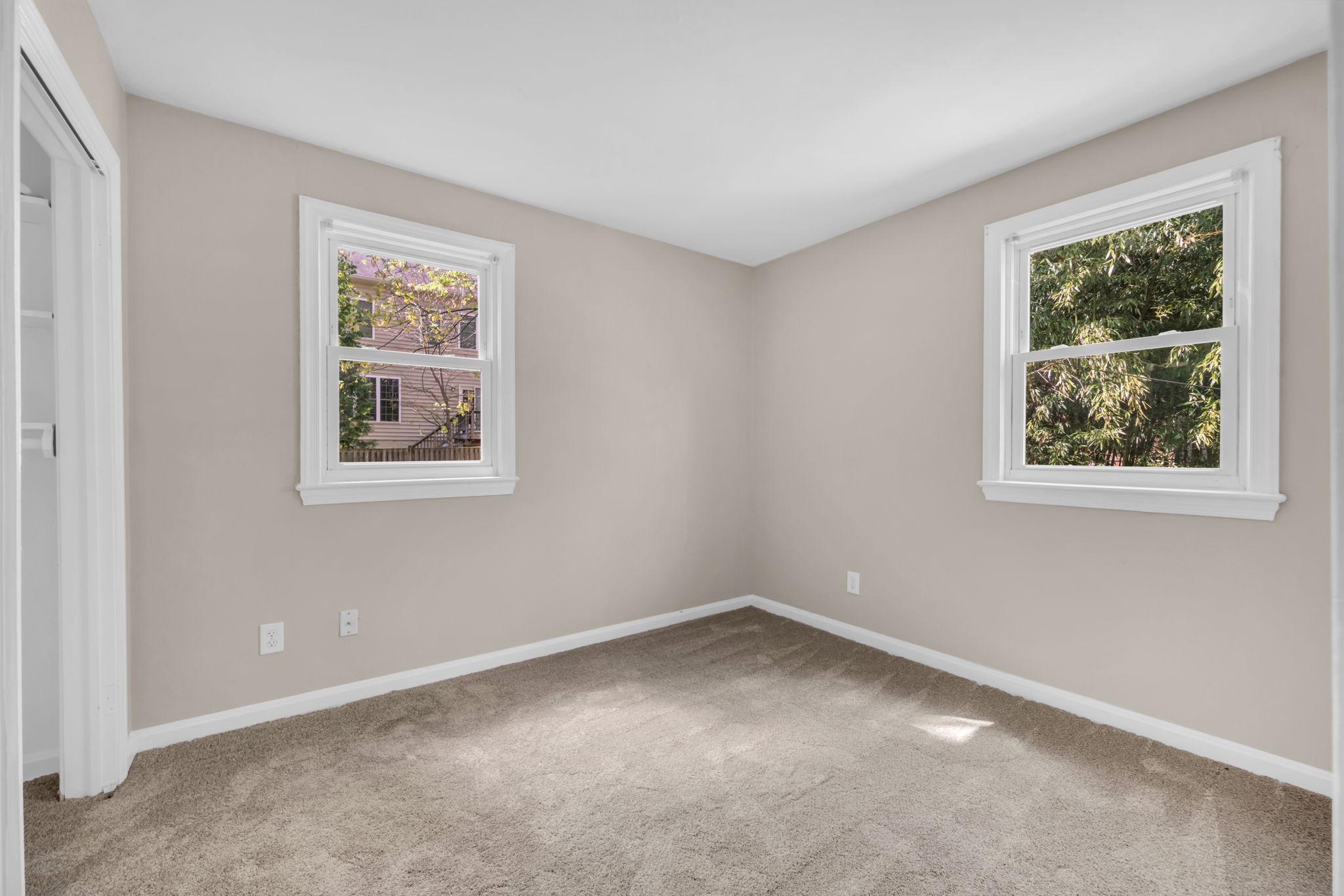 8106 Fort Hunt Rd Property Photo 30
