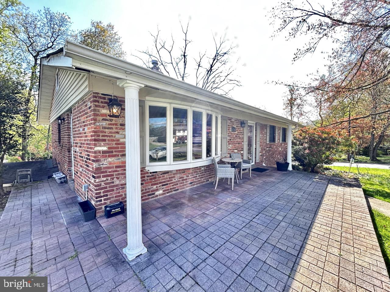 3715 Moss Dr Property Photo 1