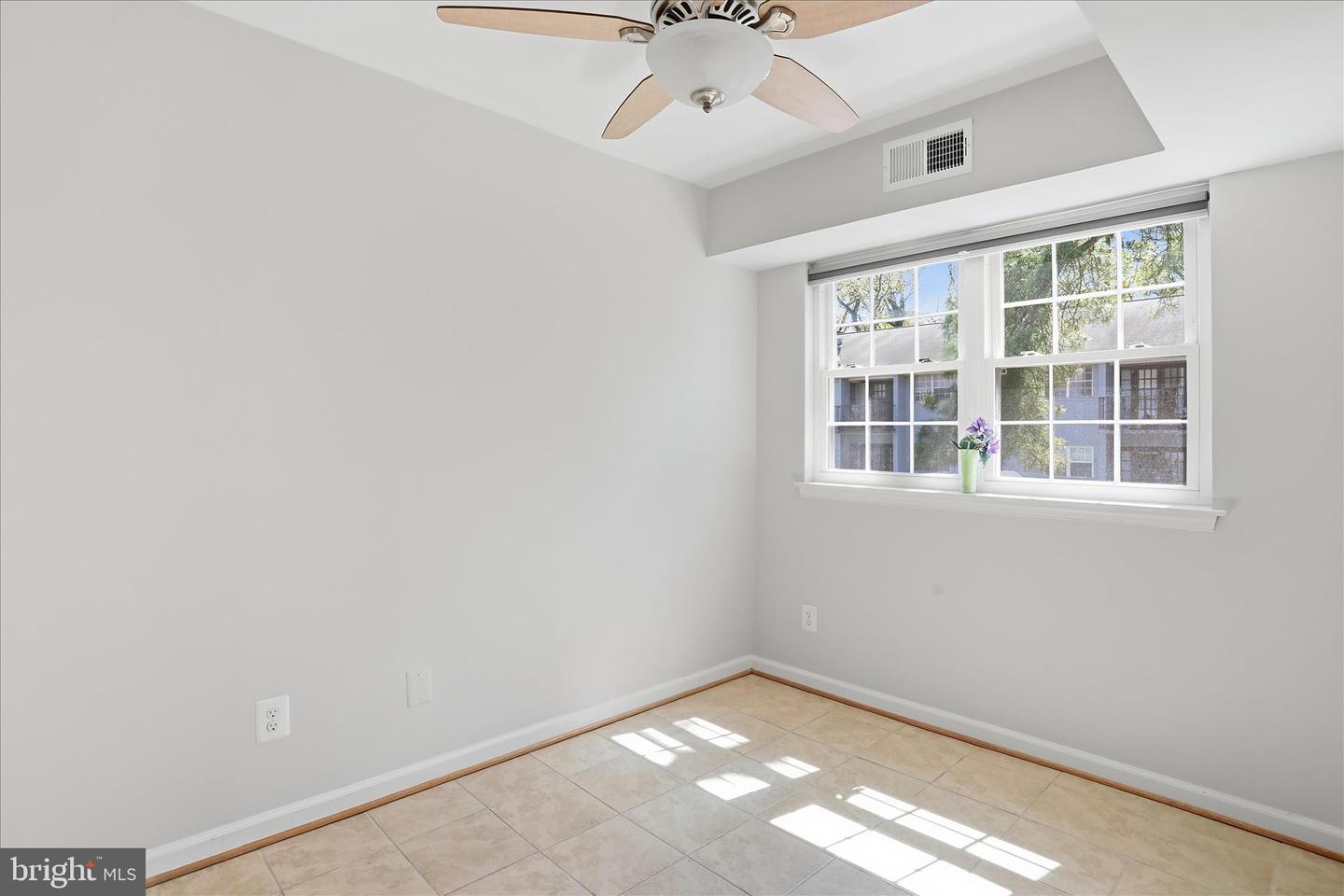 7097 Spring Garden Dr #101 Property Photo 9