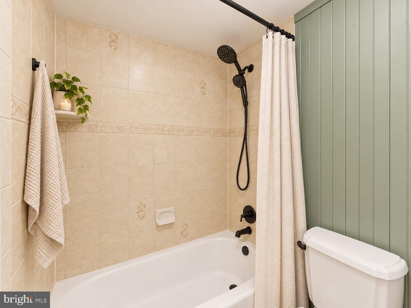 2059 Huntington Ave #304 Property Photo 13