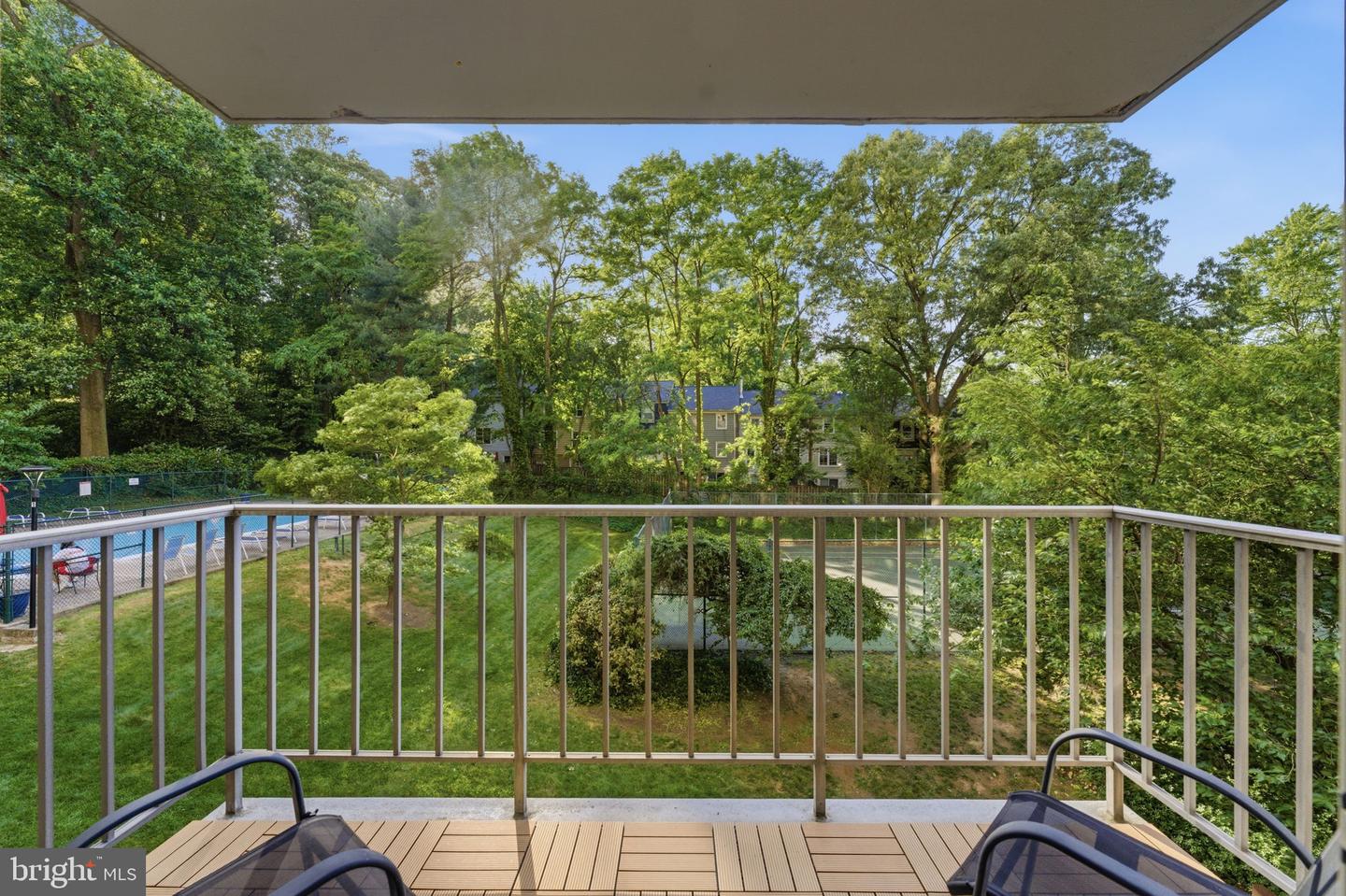 2059 Huntington Ave #304 Property Photo 16