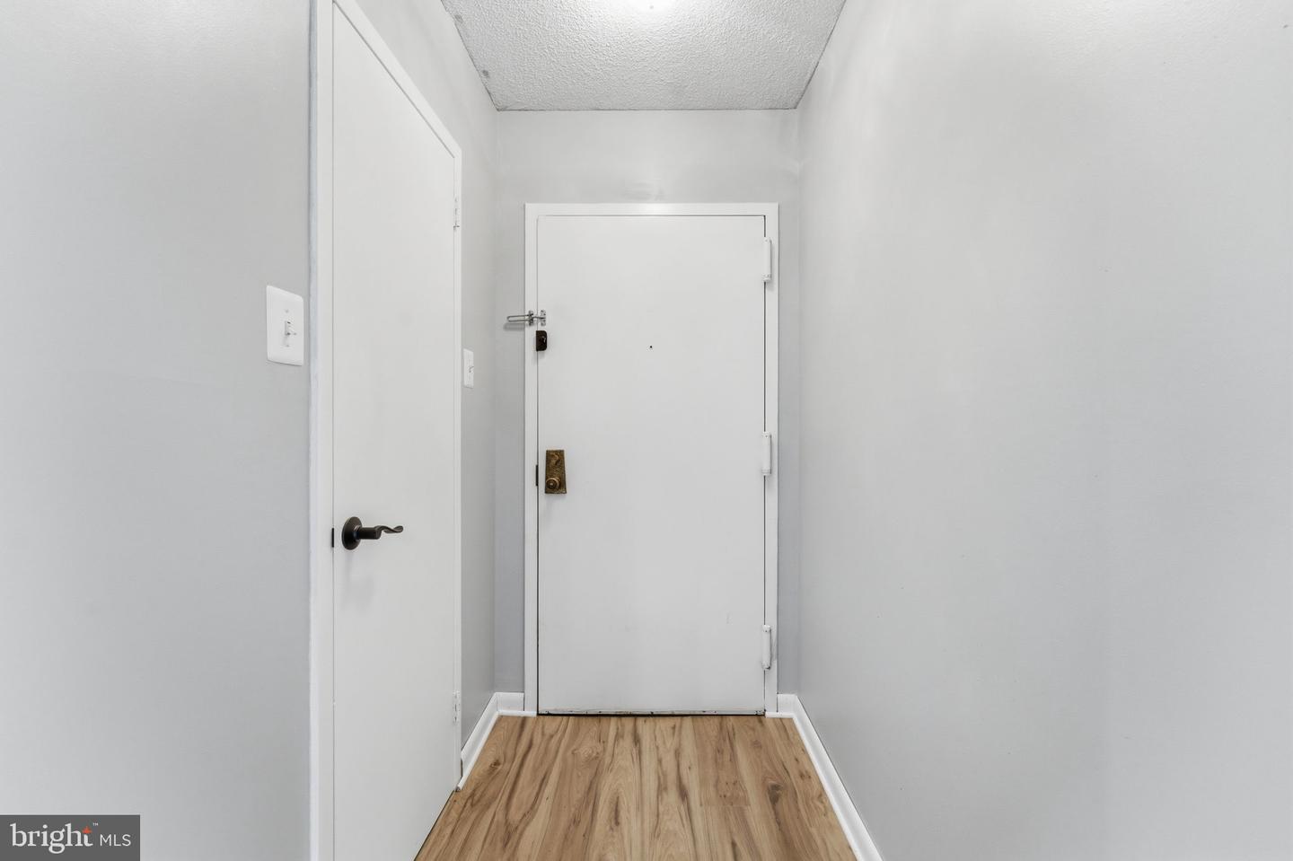 2059 Huntington Ave #304 Property Photo 17