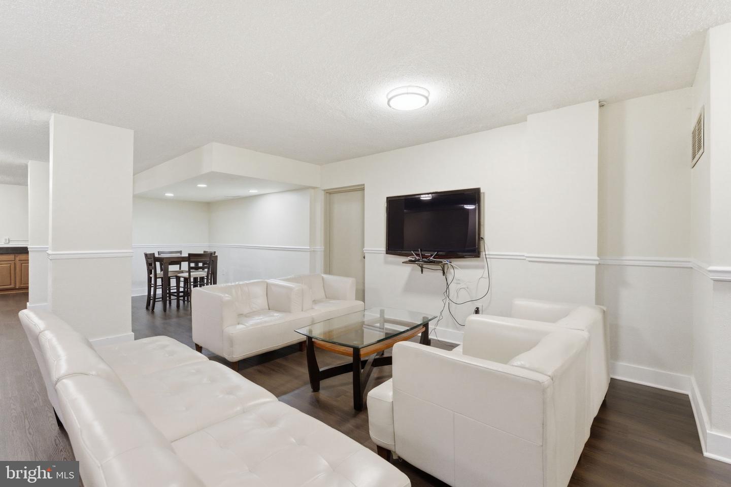 2059 Huntington Ave #304 Property Photo 24