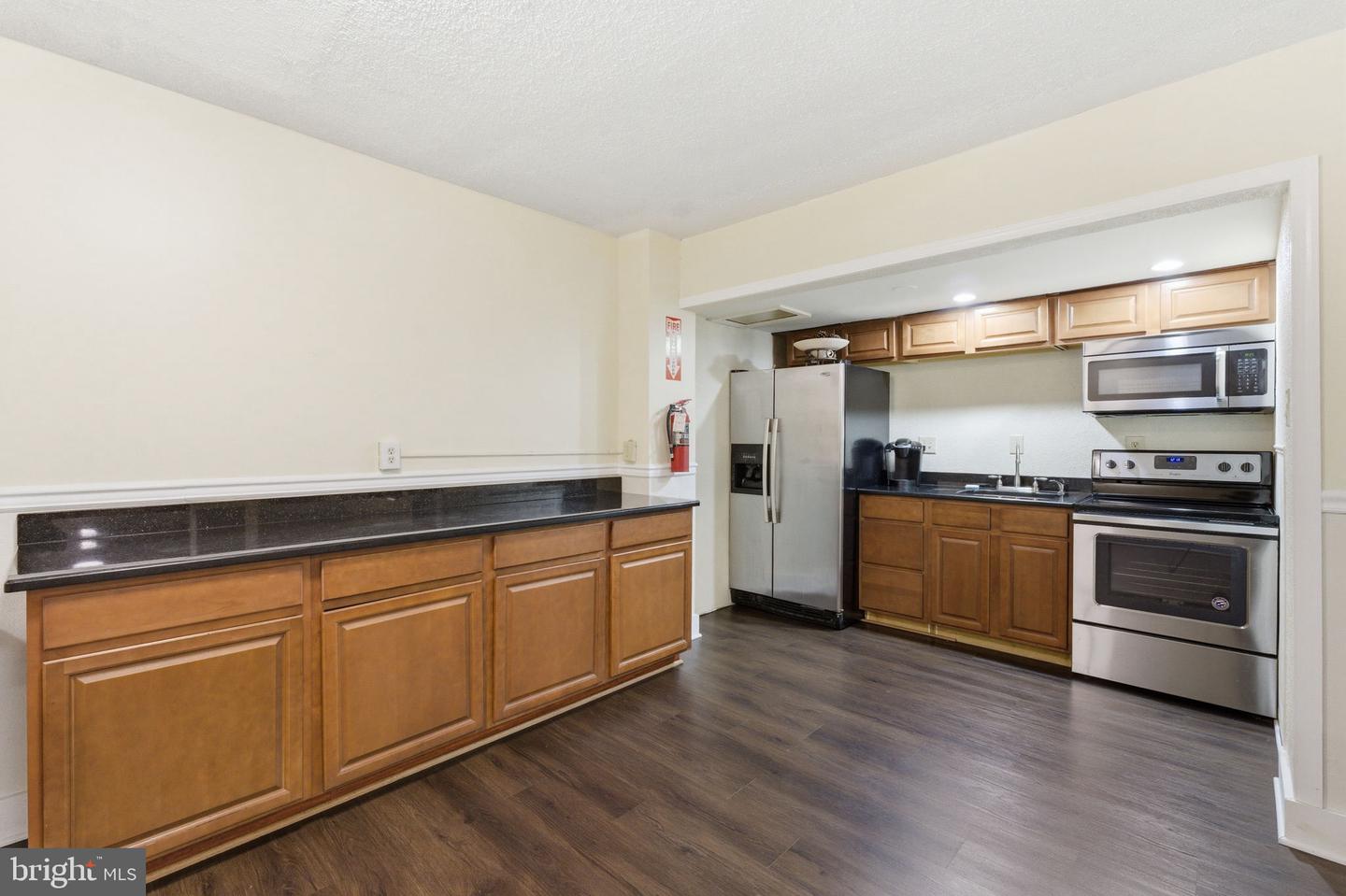 2059 Huntington Ave #304 Property Photo 25
