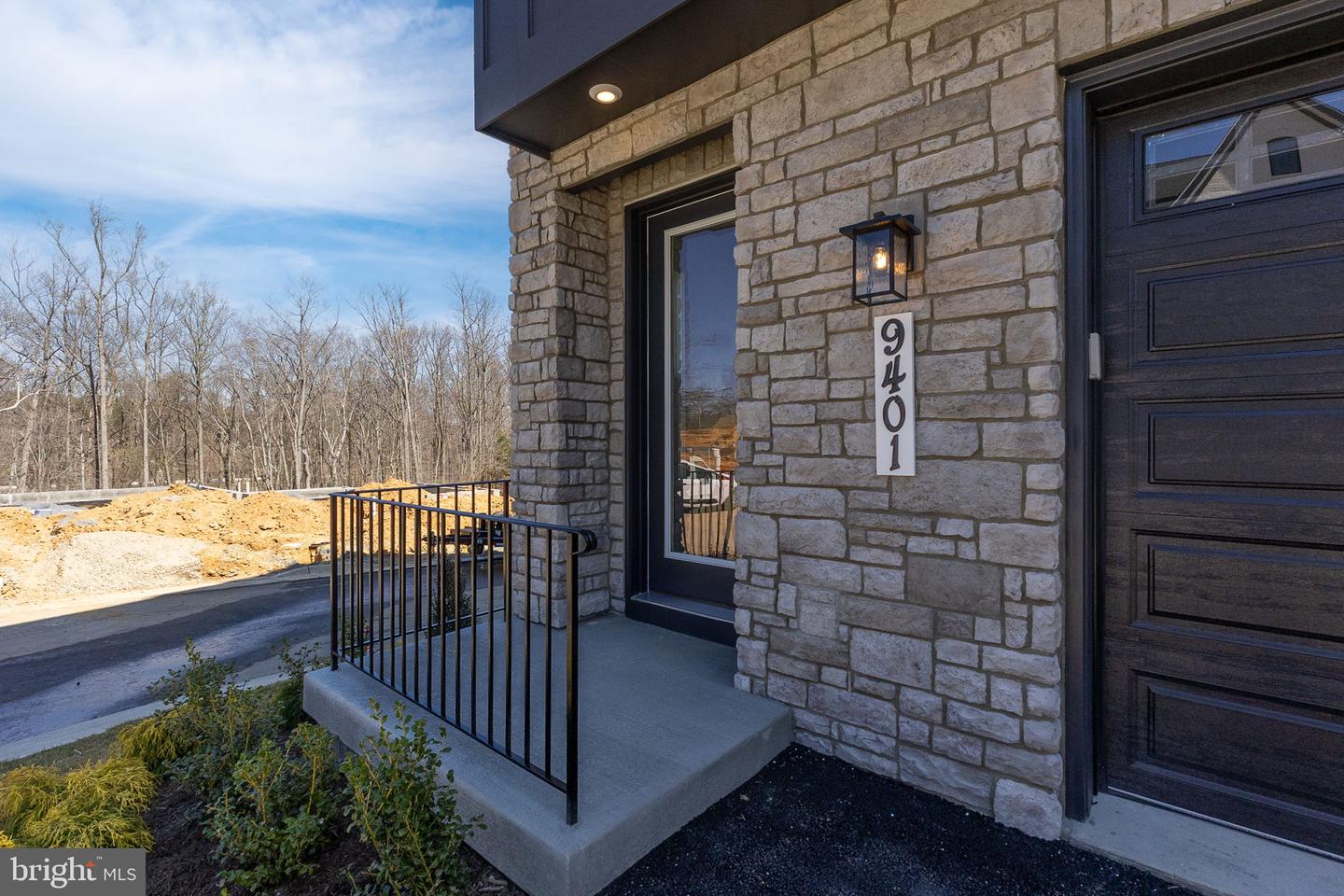 8456 Begonia Ln Property Photo 8