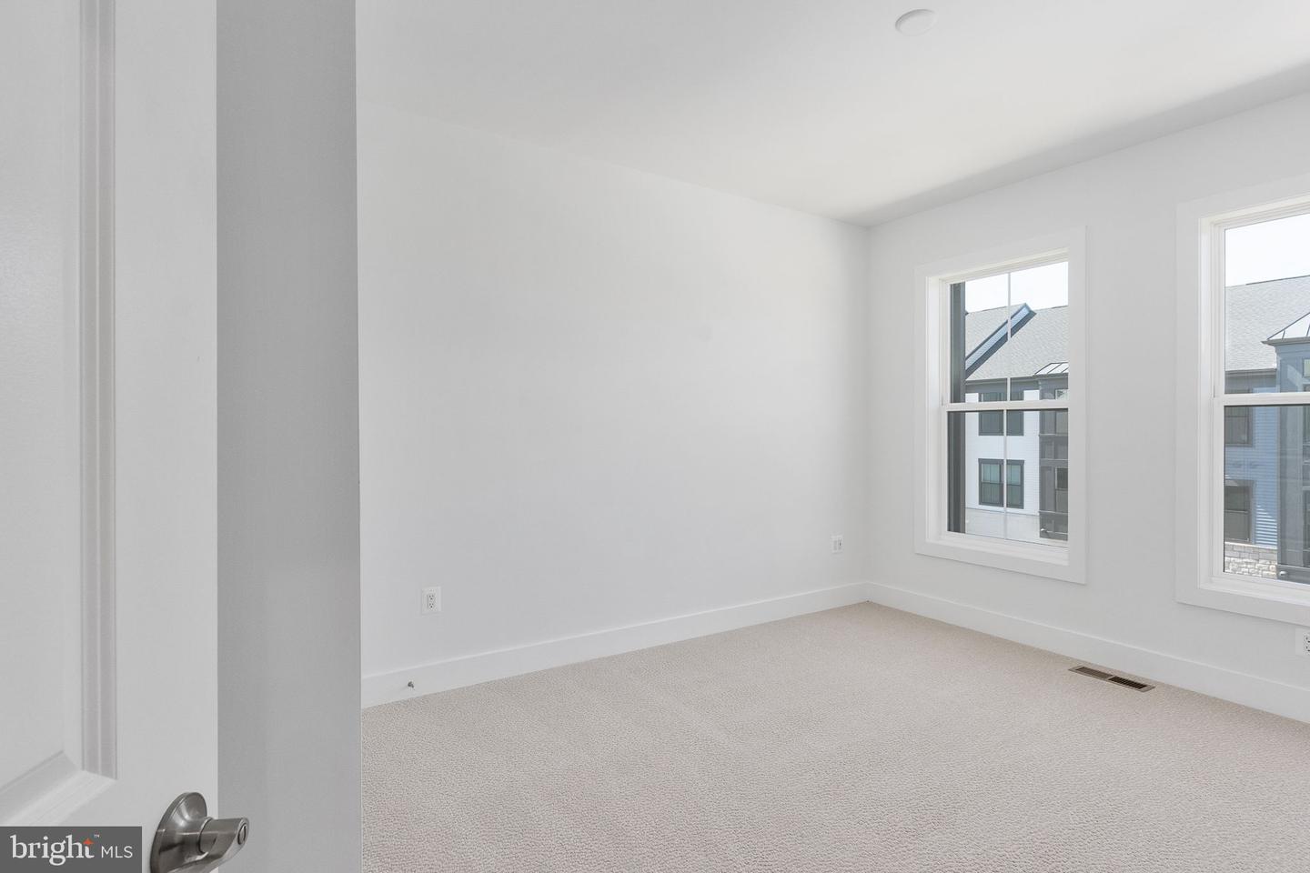 8456 Begonia Ln Property Photo 16