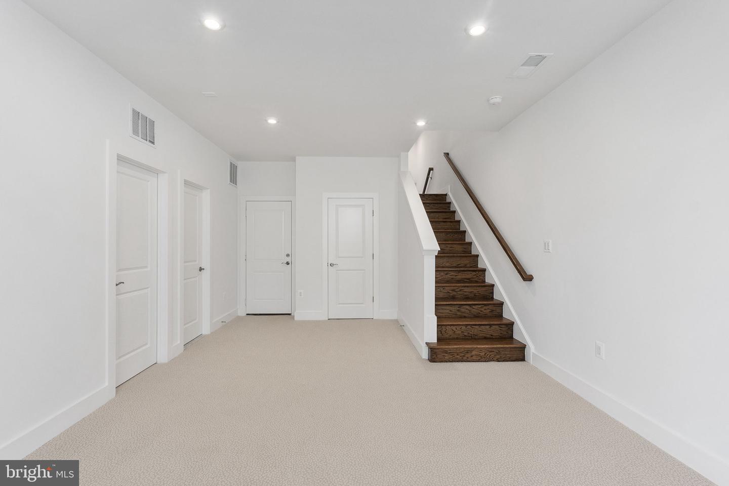 8456 Begonia Ln Property Photo 25