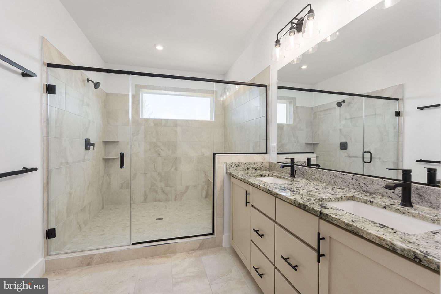 8456 Begonia Ln Property Photo 31
