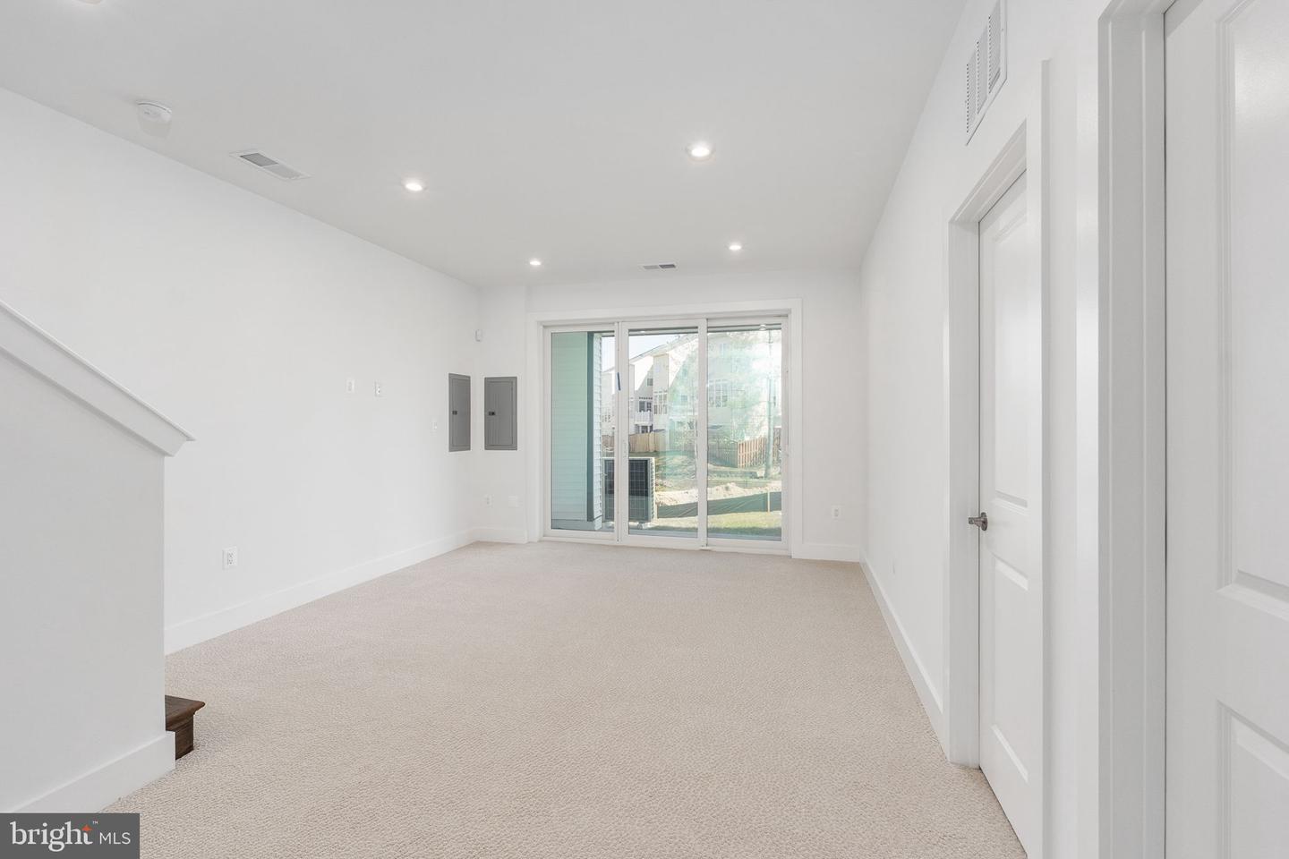 8456 Begonia Ln Property Photo 39