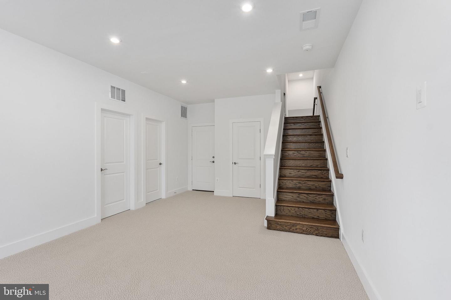 8456 Begonia Ln Property Photo 40