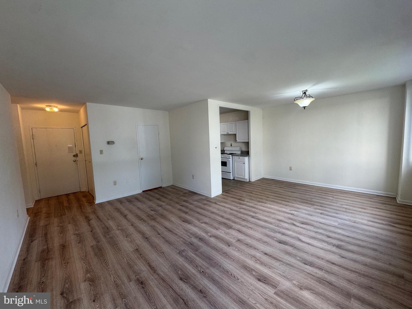 6621 Wakefield Dr #107 Property Photo 5