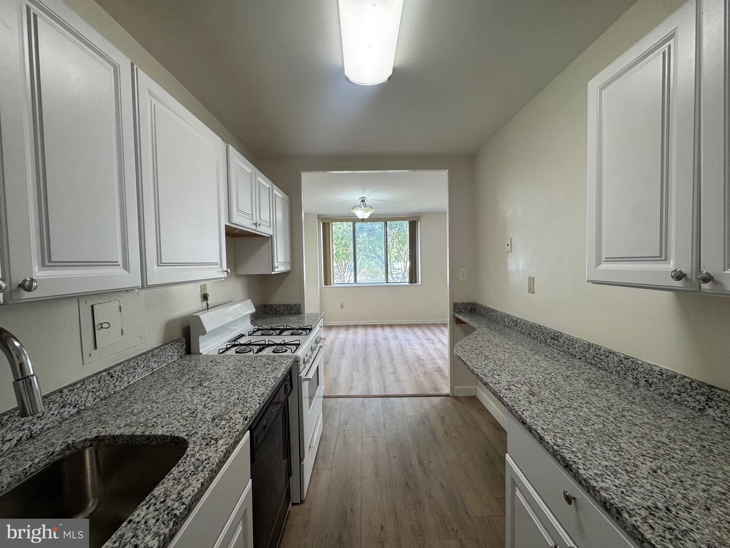 6621 Wakefield Dr #107 Property Photo 8