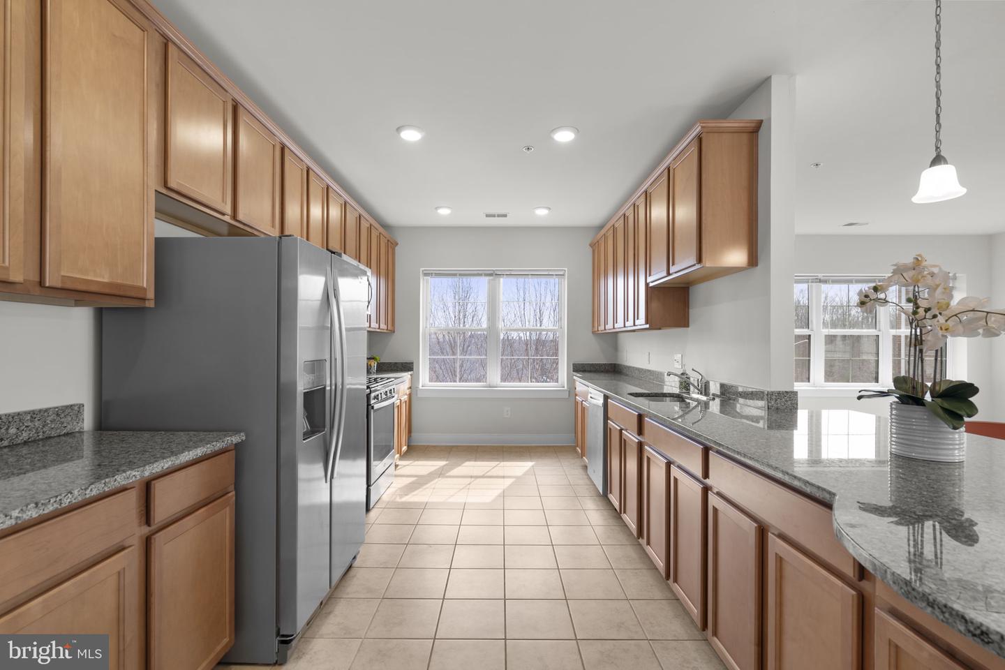9521 Bastille St #305 Property Photo 11