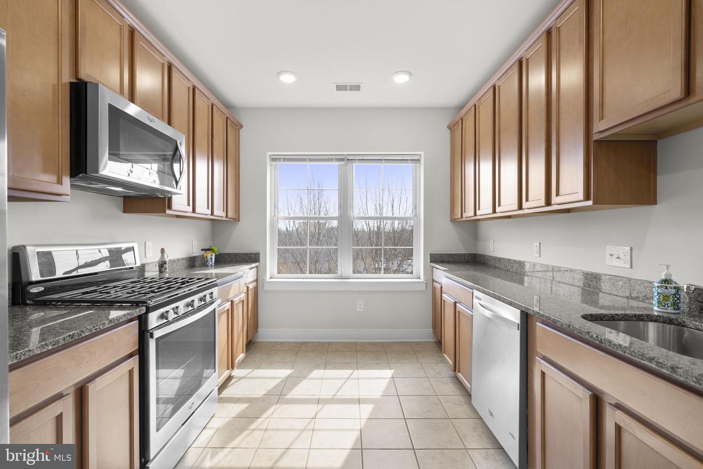 9521 Bastille St #305 Property Photo 12