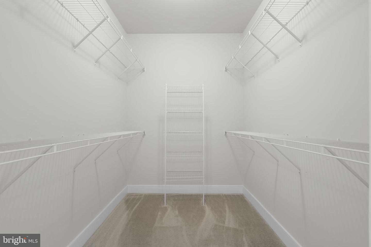9521 Bastille St #305 Property Photo 21