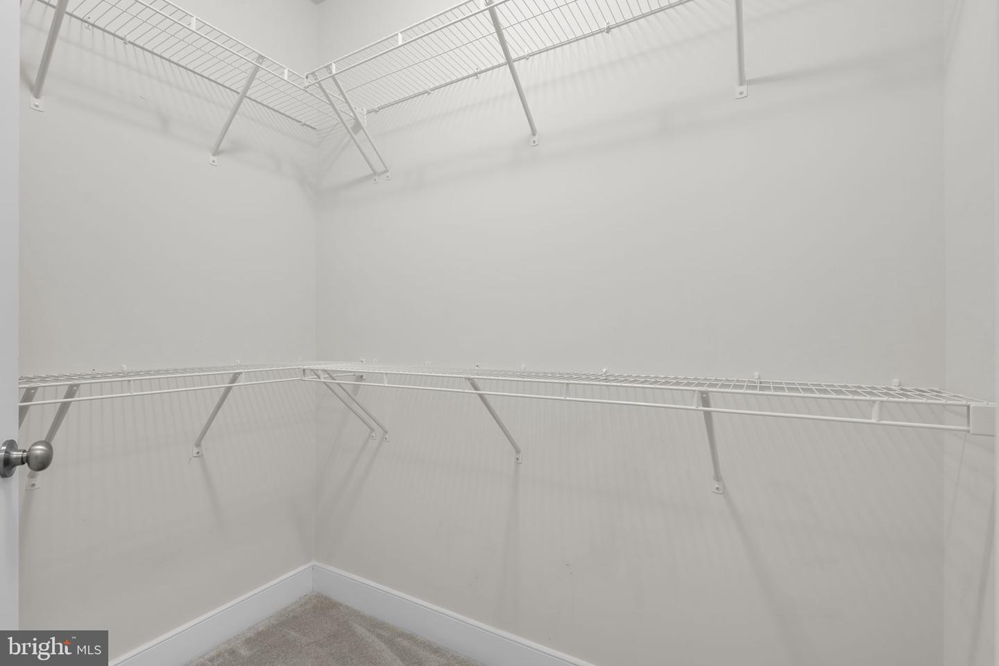 9521 Bastille St #305 Property Photo 25