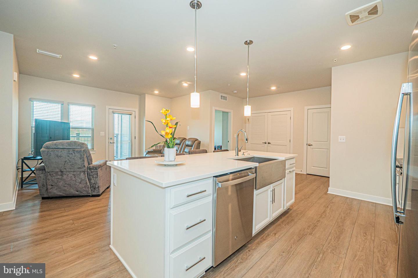 12880 Mosaic Park Way #1-q Property Photo 6