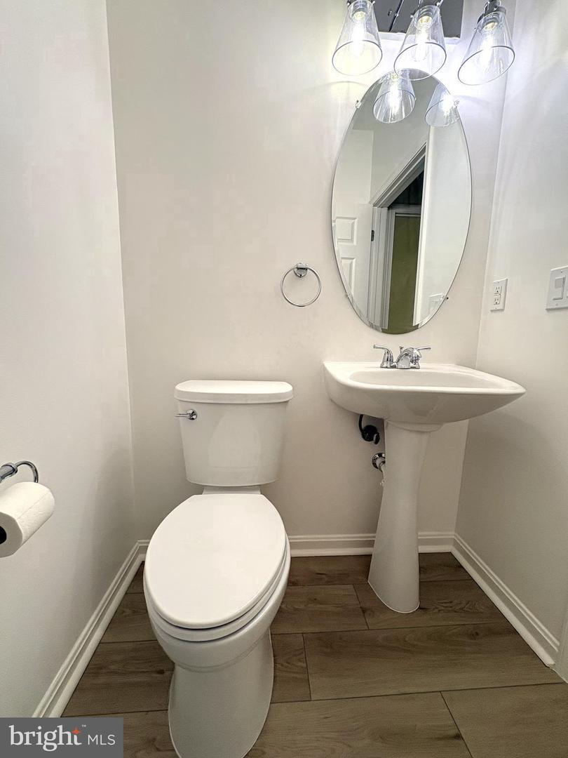 8183 Carnegie Hall Ct #109 Property Photo 17