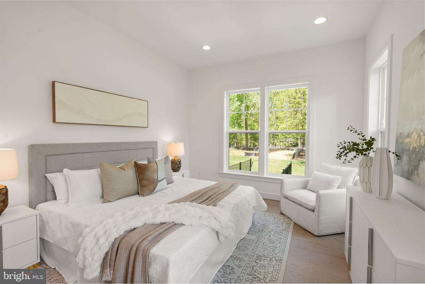 11800 Valley Rd Property Photo 21