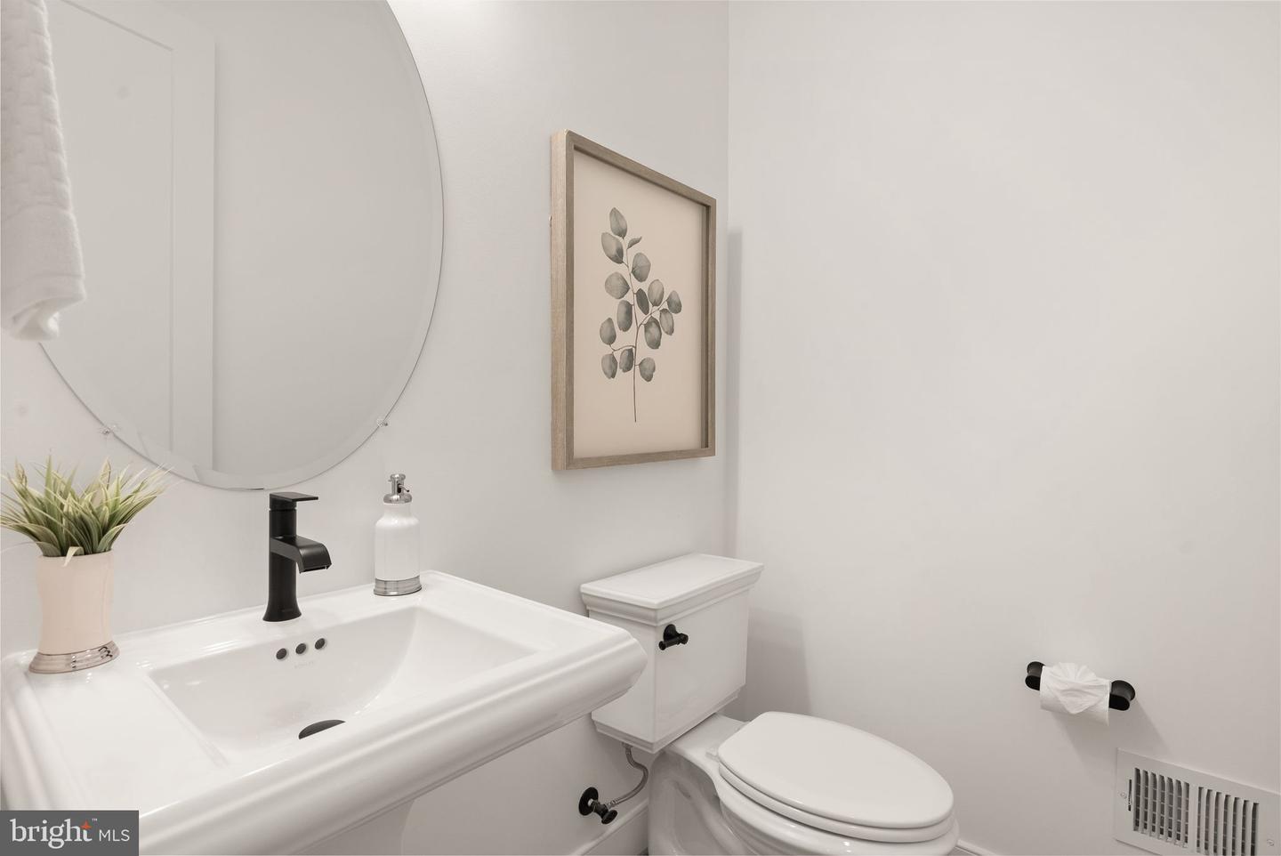 11800 Valley Rd Property Photo 38