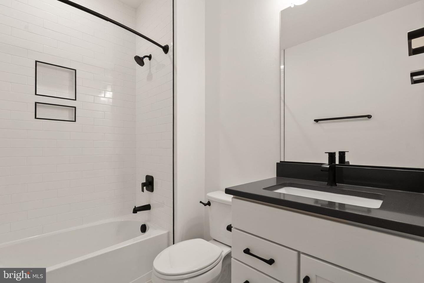 11800 Valley Rd Property Photo 52