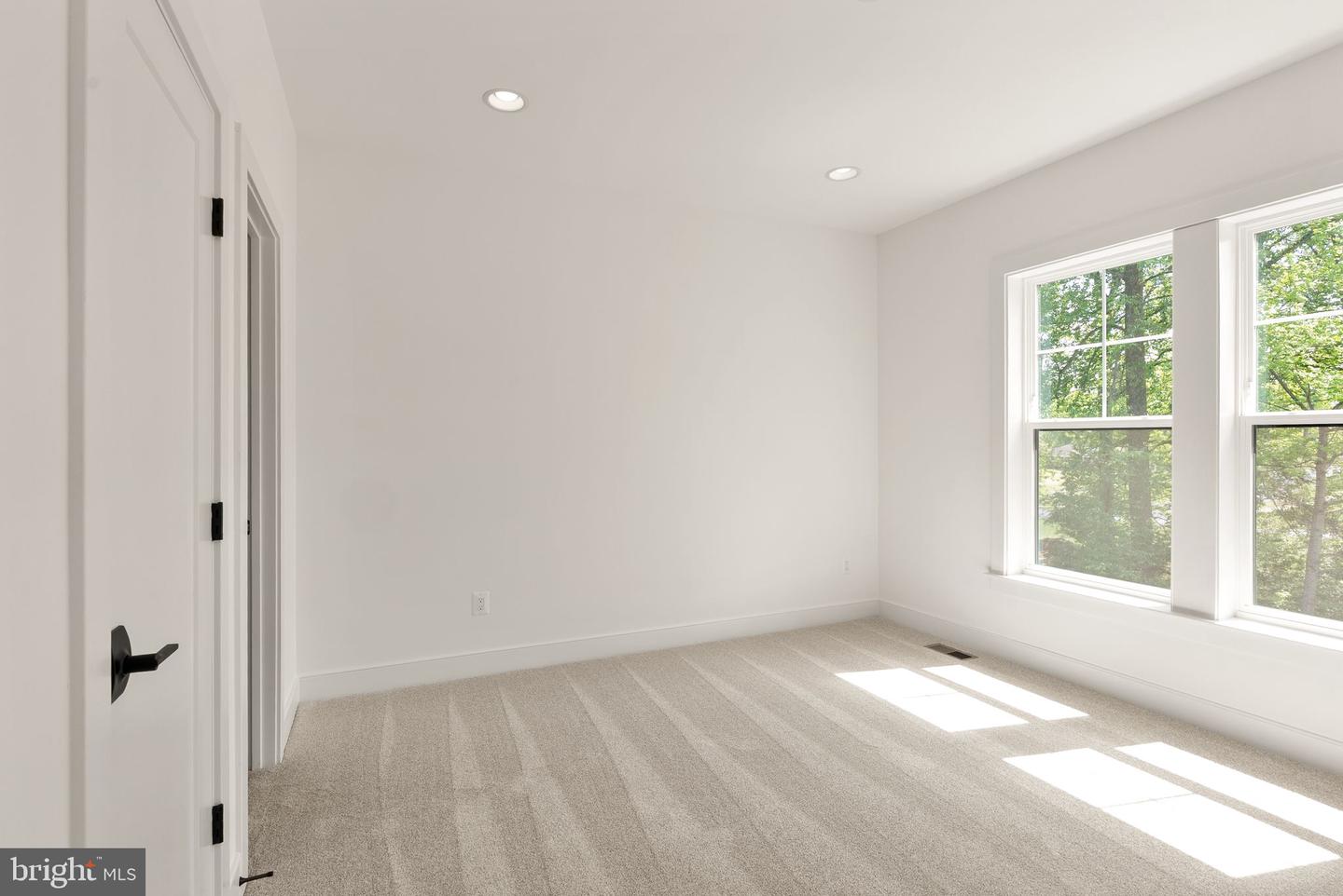 11800 Valley Rd Property Photo 53